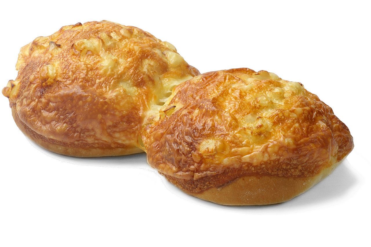 X 4 uienkaasbolletjes