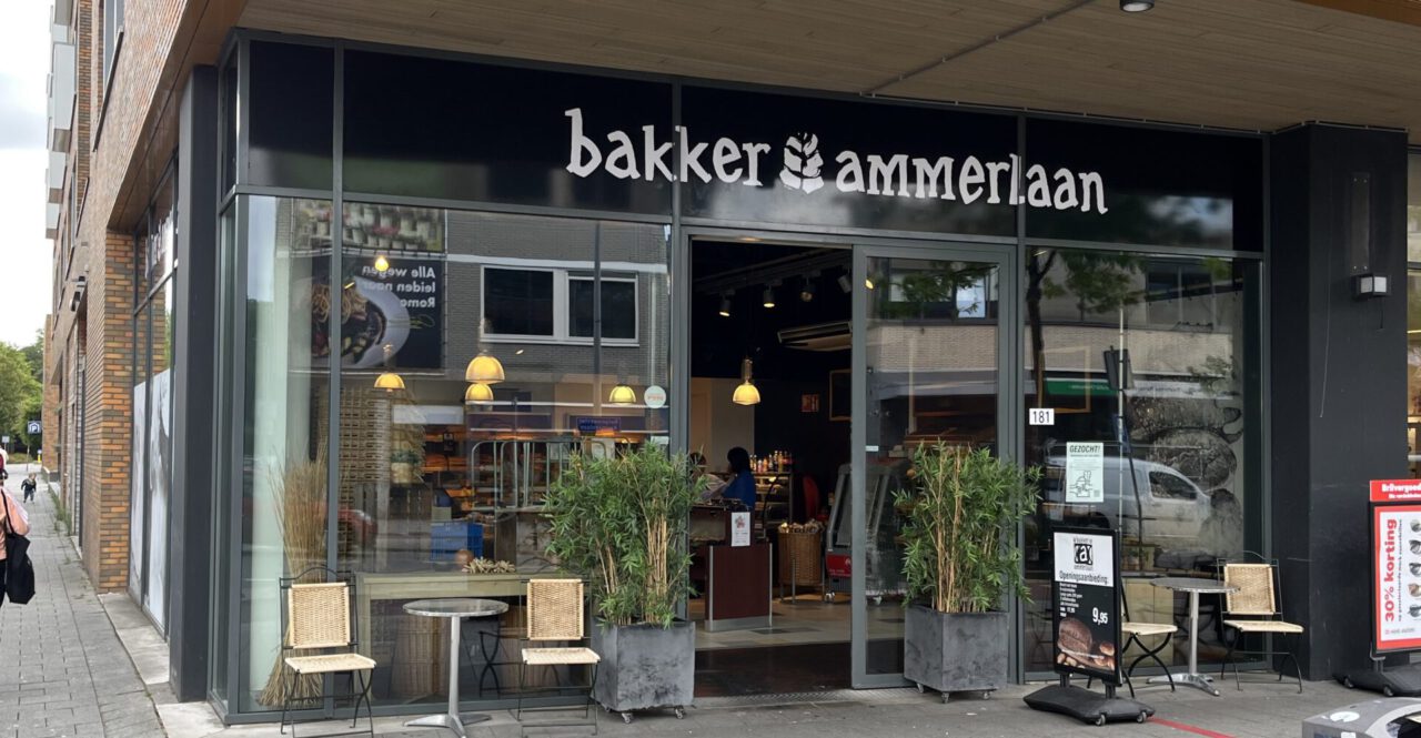 Verbouwing winkel Overschie